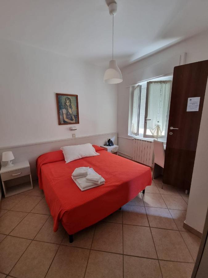 Hotel Riz Finale Ligure Exterior photo