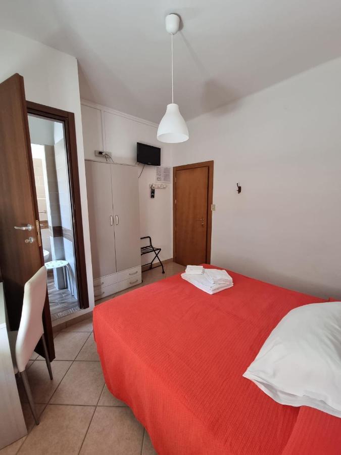 Hotel Riz Finale Ligure Exterior photo